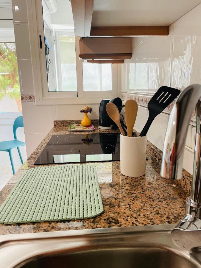 Apartamento Calipso Plus Салоу Екстериор снимка