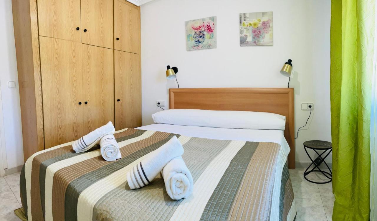 Apartamento Calipso Plus Салоу Екстериор снимка