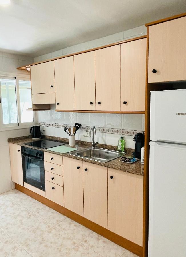 Apartamento Calipso Plus Салоу Екстериор снимка